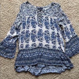 Flared sleeve blouse